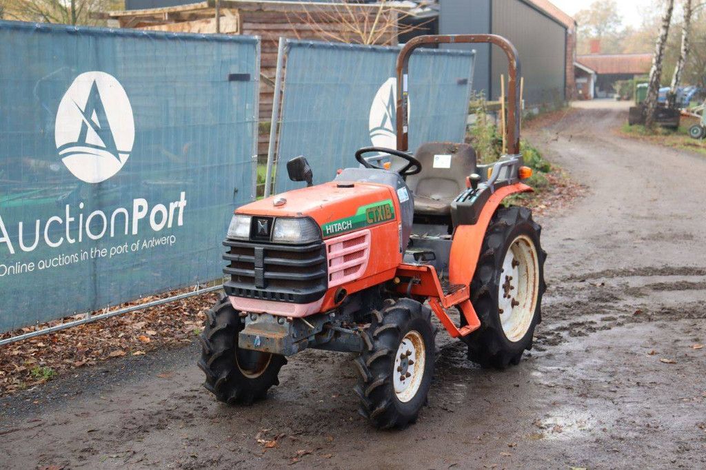Kleintraktor Hitachi CTX18 Diesel 18 PS