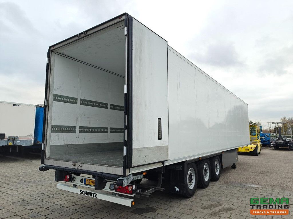 Schmitz Cargobull SCB S3B 3-Axle Schmitz - Disc Brakes - Refrigerated Transport - Carrier Vector 1550 - 3098 Hours - Pallet Boxes