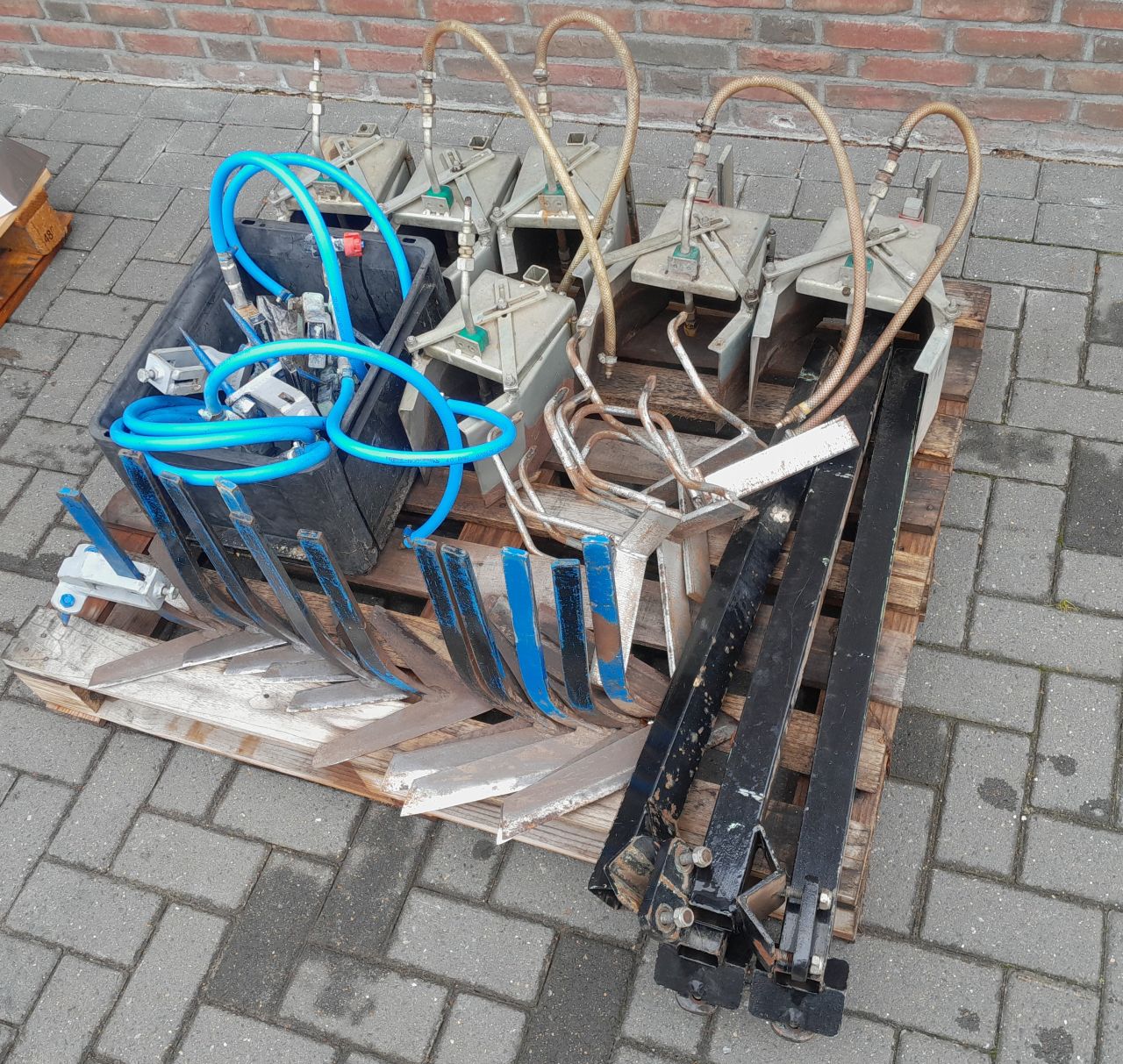 SMA 70-33 HST Tool Carrier Portaaltractor