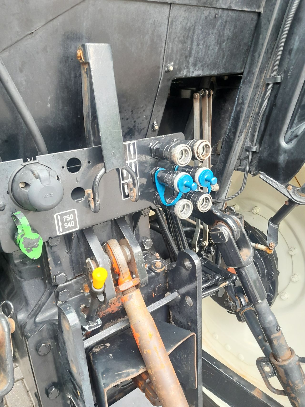 New Holland TD80D Portaaltractor