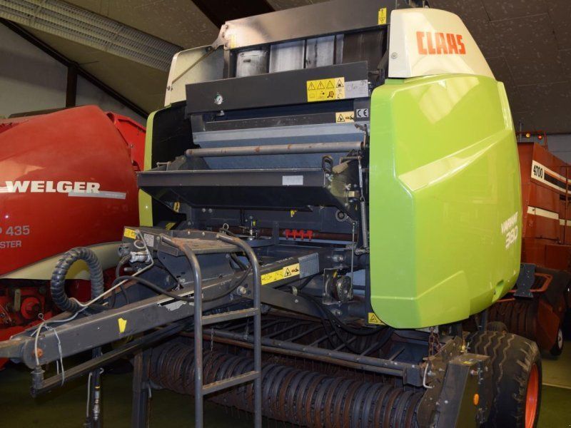 Claas Variant 380 RC