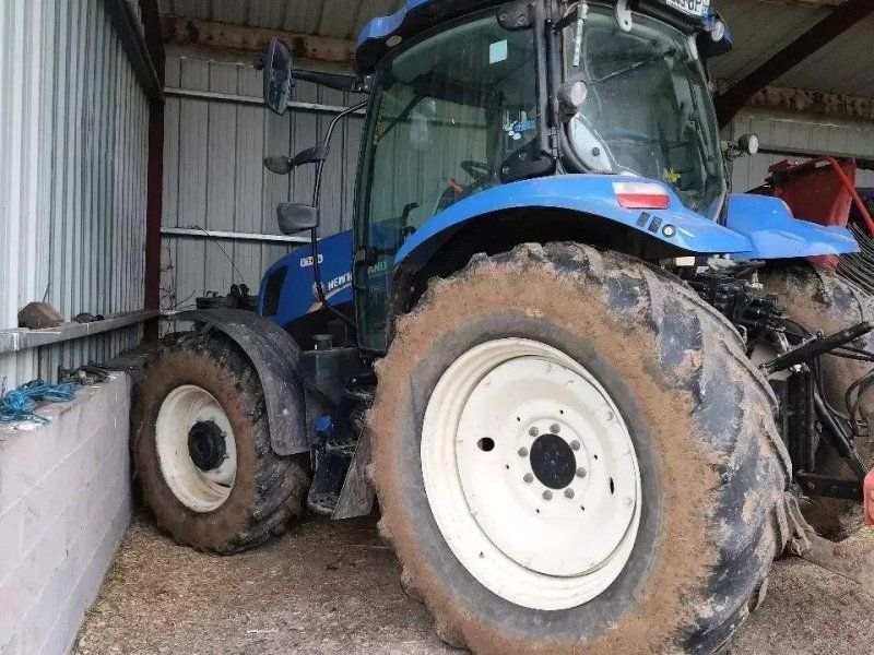 New Holland t6.120