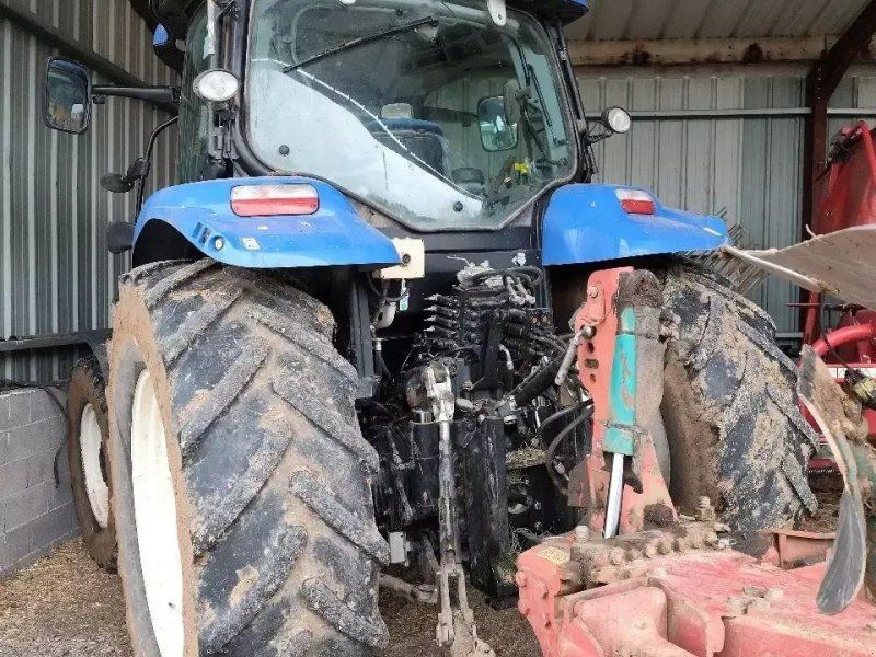 New Holland t6.120