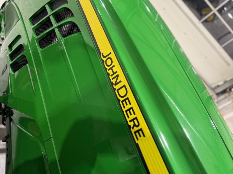 John Deere 6195R