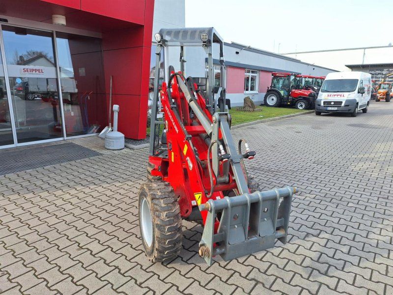 Weidemann 1140 BASIC LINE