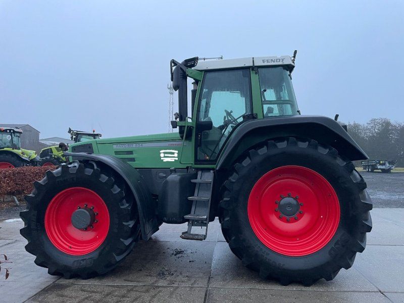 Fendt Favorit 824