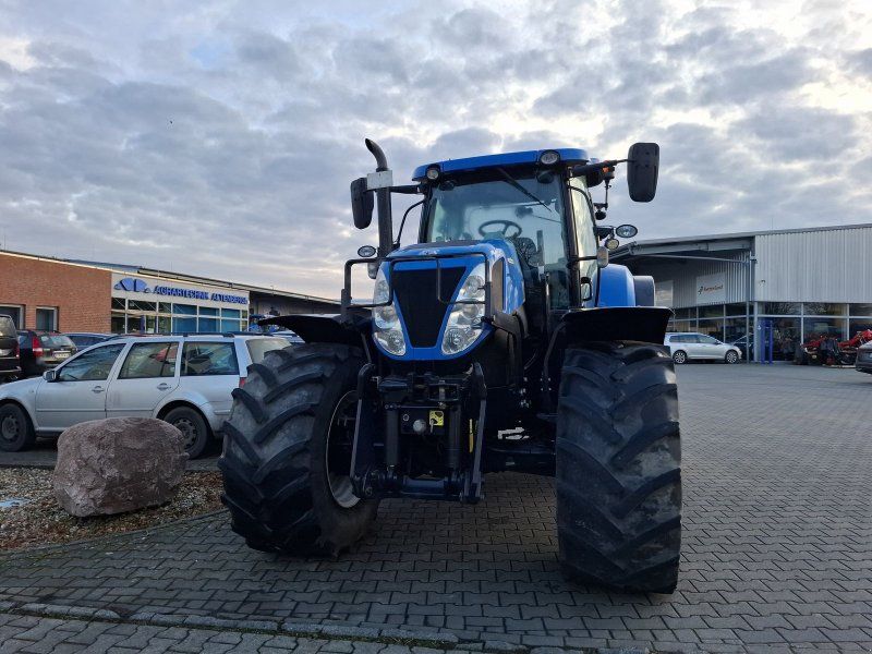 New Holland T7.220 AC