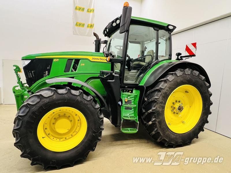 John Deere 6R 215