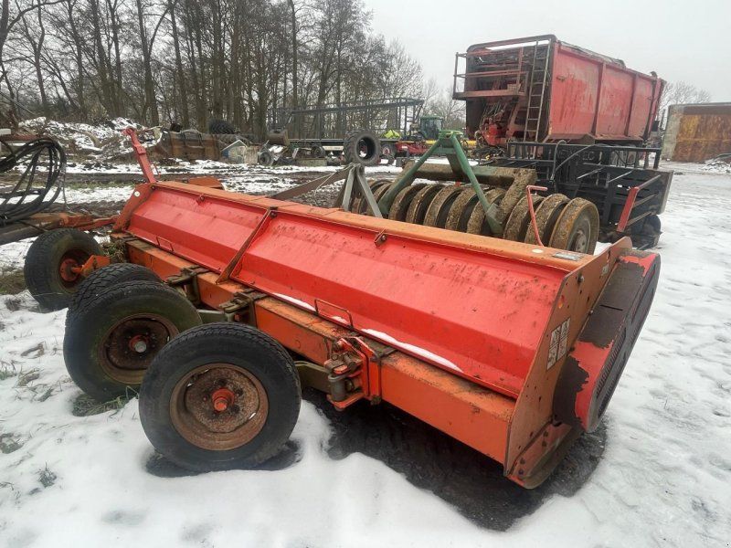 Kuhn RM 400