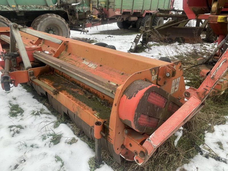 Kuhn RM 400