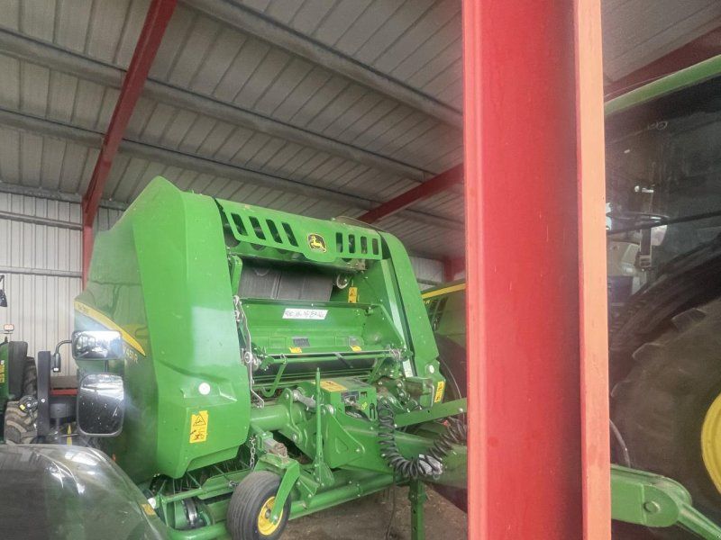 John Deere V 451R