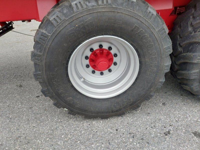 Krampe Tandem Wannenkipper BigBody 650 Carrier