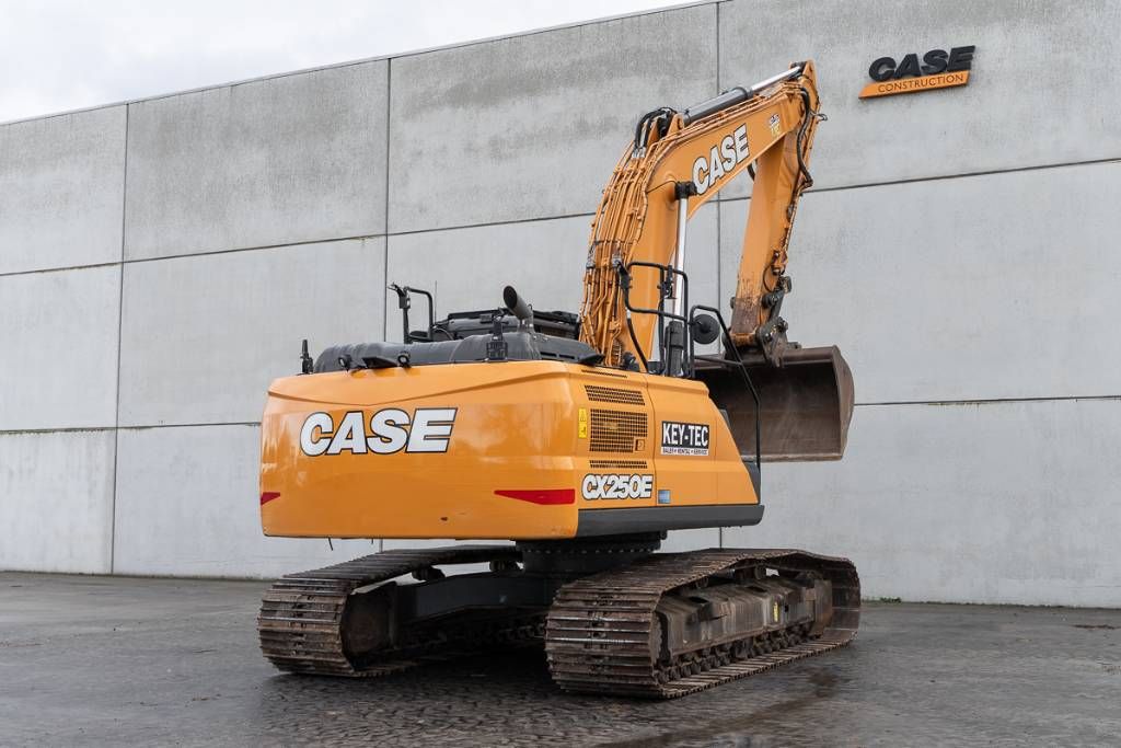 CASE CX 250 E