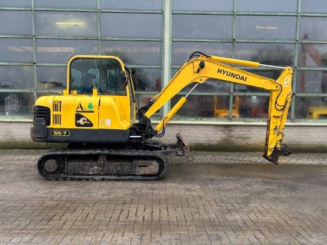 Hyundai Robex 55-7