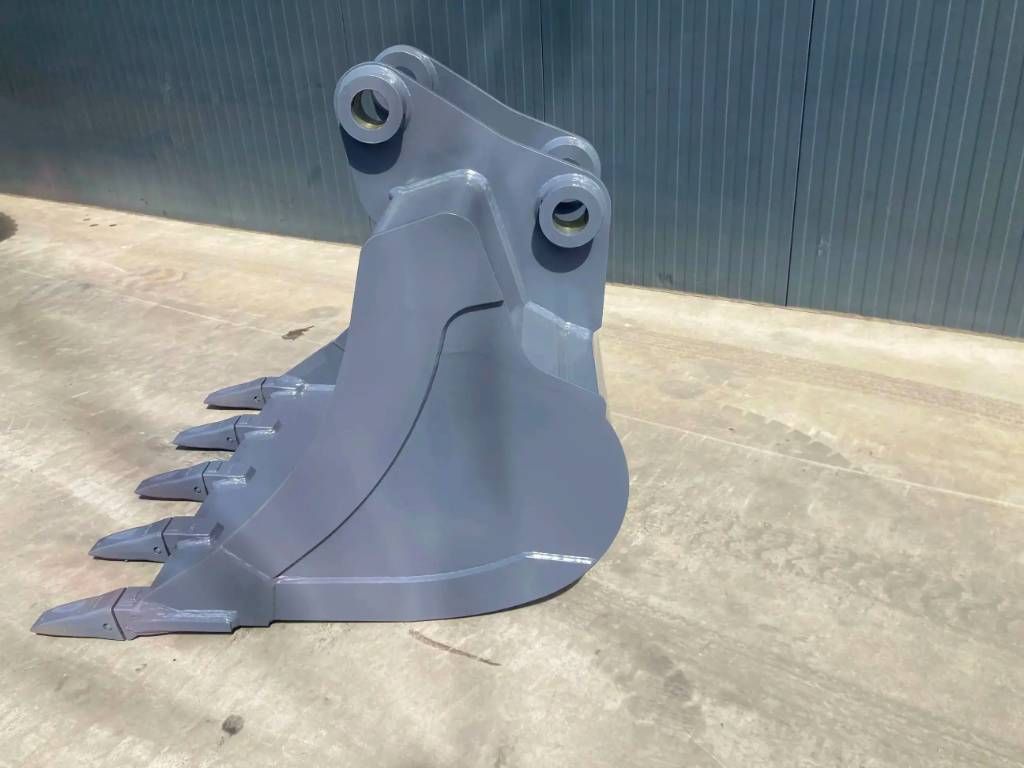 Hitachi ZX225 - 1.20m