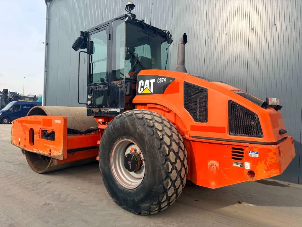 CAT CS74