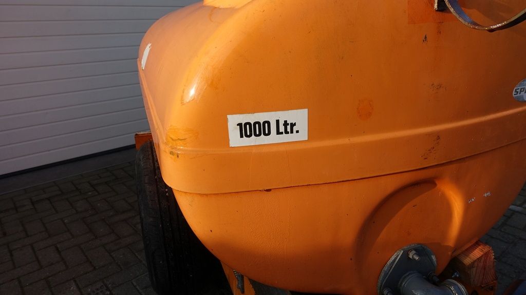 Empas 1000 Liter watertank met Honda pomp