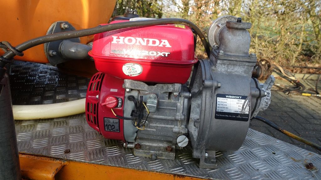 Empas 1000 Liter watertank met Honda pomp