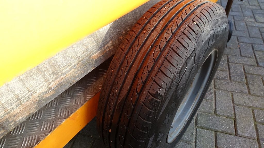 Empas 1000 Liter watertank met Honda pomp