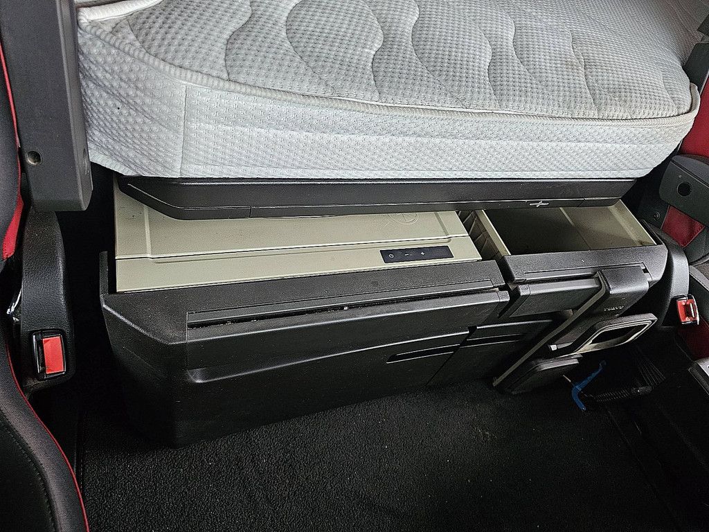 VOLVO FH 500 6x2 steer hyva 20s59