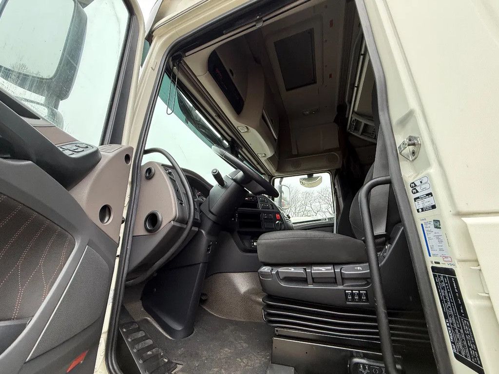 DAF XF 480 4X2 SSC Super Space 2x tank ACC 415.440KM