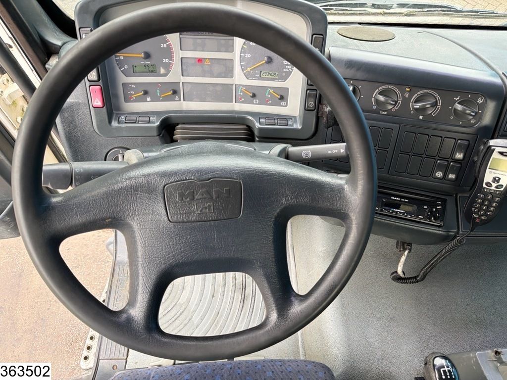 MAN TGA 32 360 8x4, 8 m³, Manual transmission, Leaf suspension