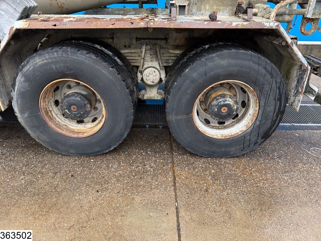 MAN TGA 32 360 8x4, 8 m³, Manual transmission, Leaf suspension