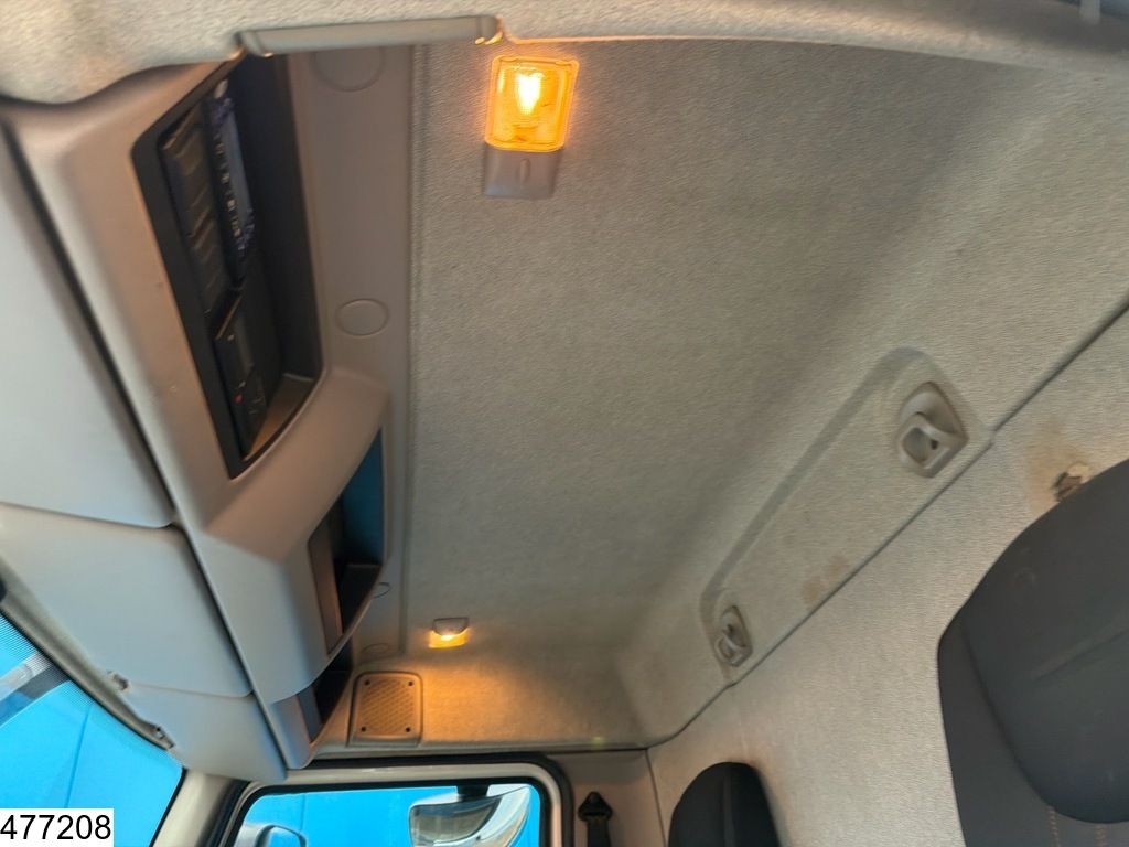 DAF LF 250 EURO 6, Dhollandia, Carrier, 2 comp