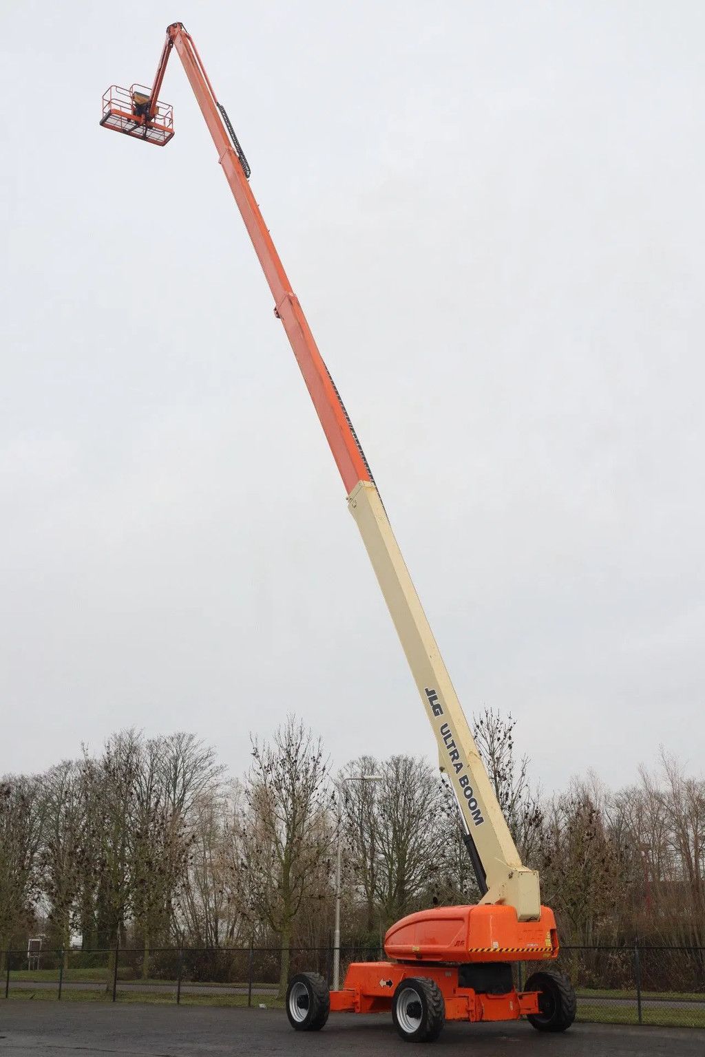 JLG 1350 SJP ULTRABOOM | 43.3 METER | 1 OWNER