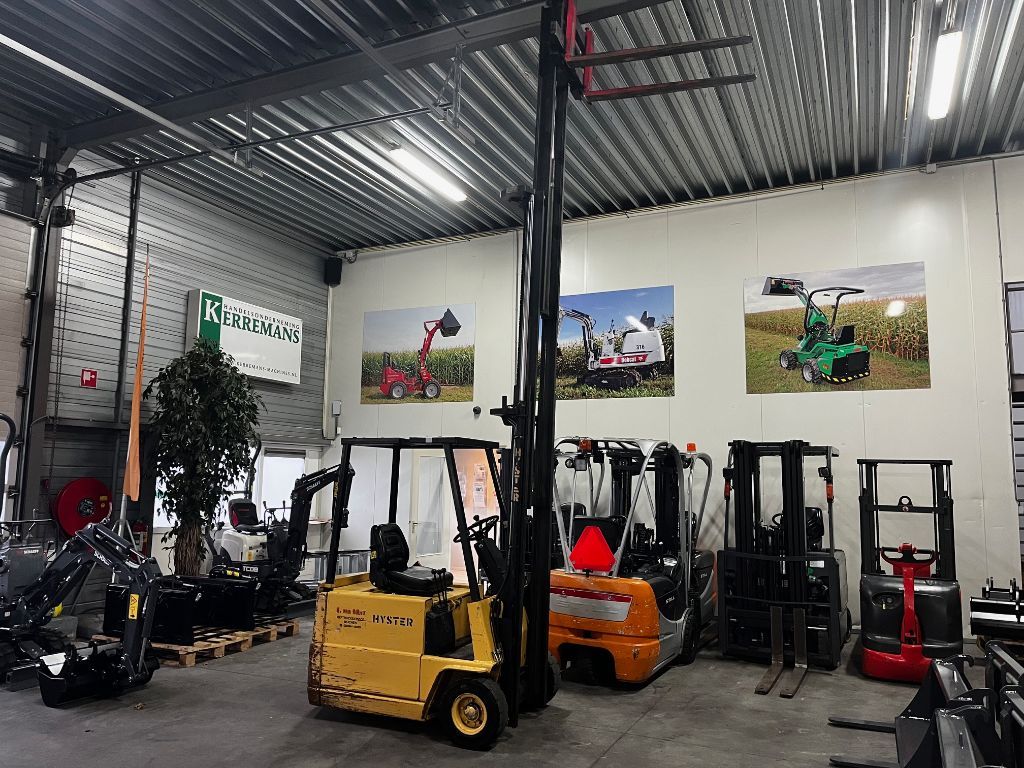 HYSTER A1.50XL Elec Heftruck met Triplomast (5.32M) en Sideshift