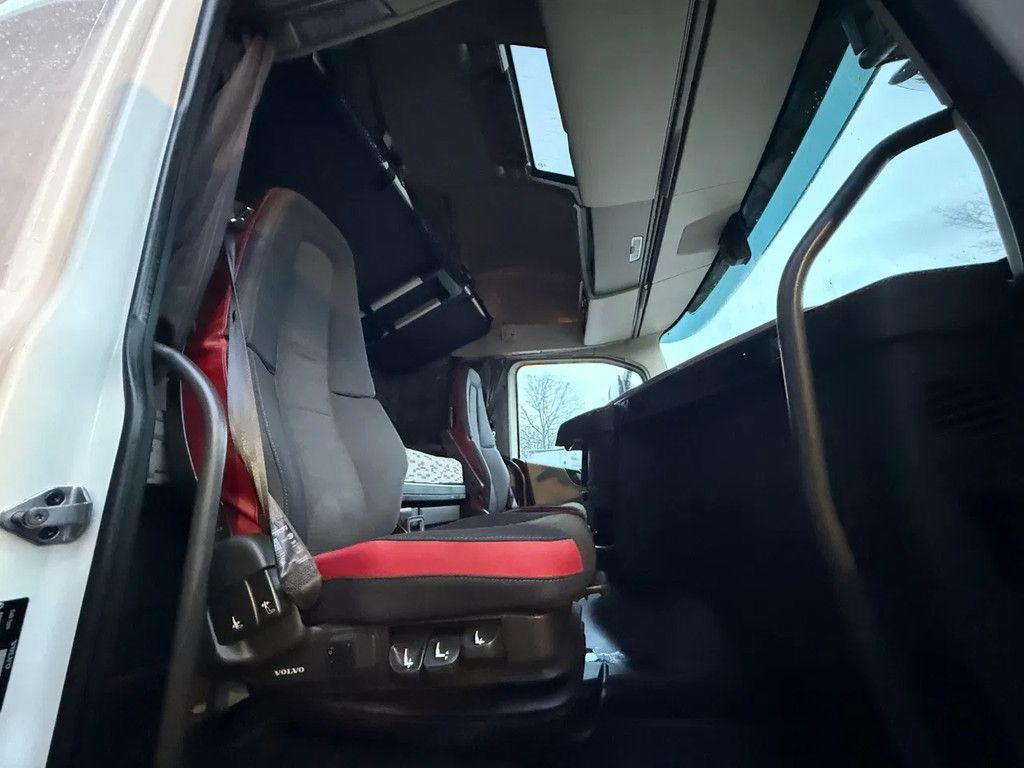 Volvo FH 420 Globetrotter XL 2x Tank Lowdeck, full air