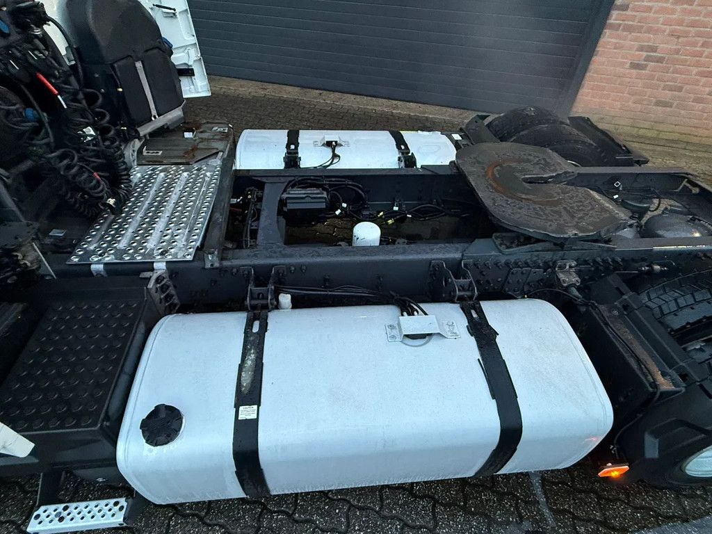 Volvo FH 420 Globetrotter XL 2x Tank Lowdeck, full air