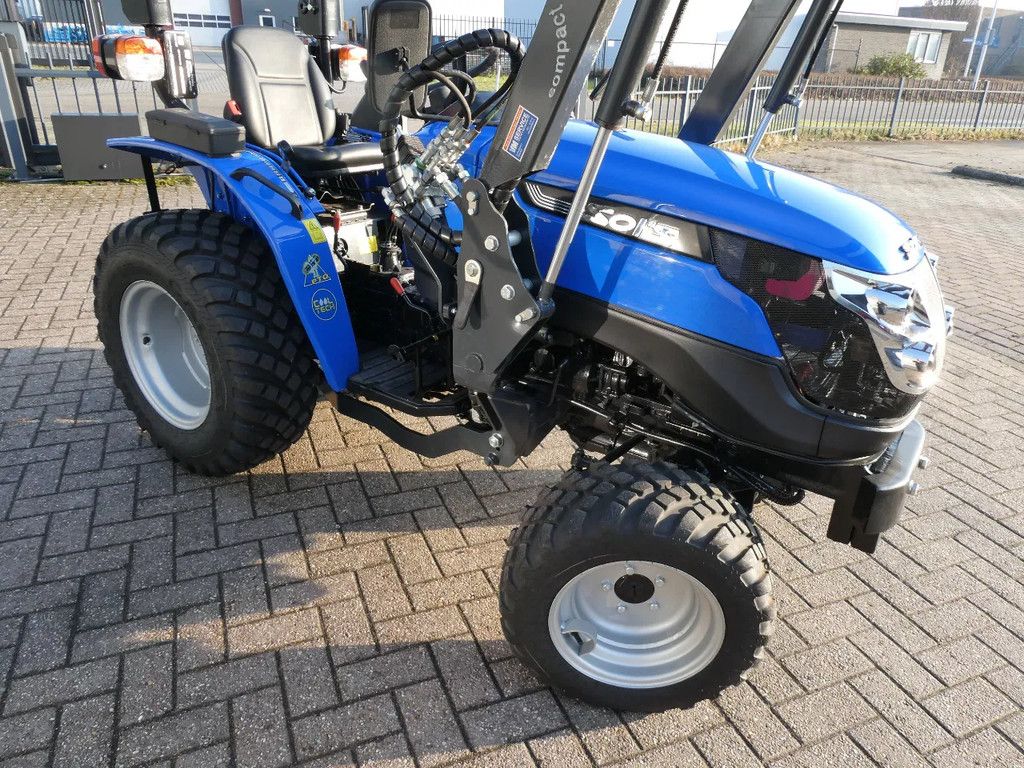 Solis 20 4wd / 0004 Draaiuren / Voorlader