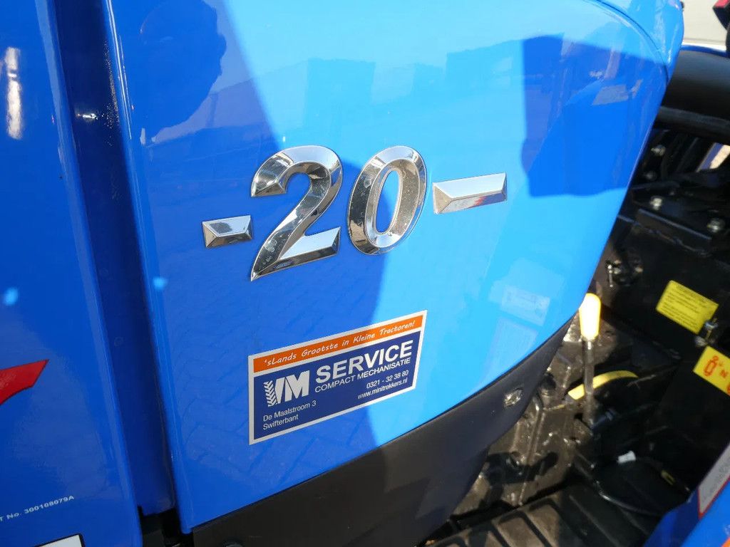 Solis 20 4wd / 0004 Draaiuren / Voorlader