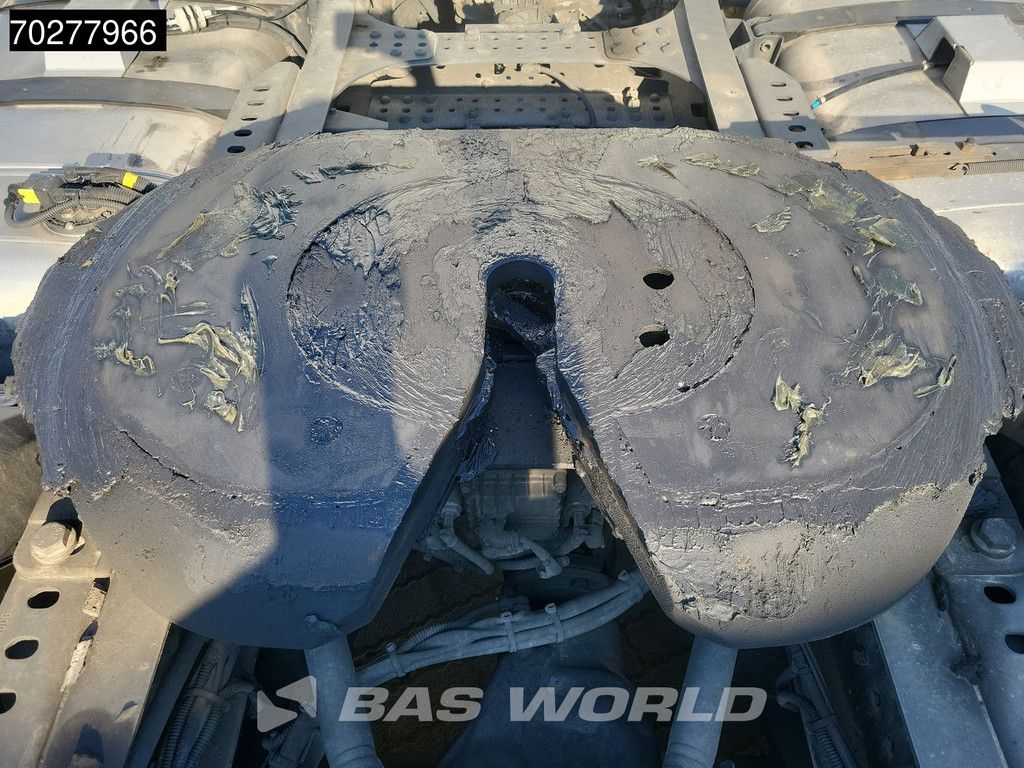 Mercedes Actros Actros 1851 4X2 BigSpace 2x Tanks