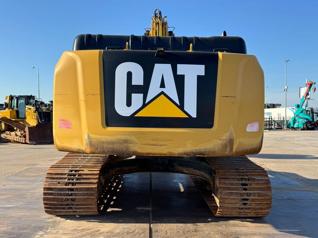 Caterpillar 326FL