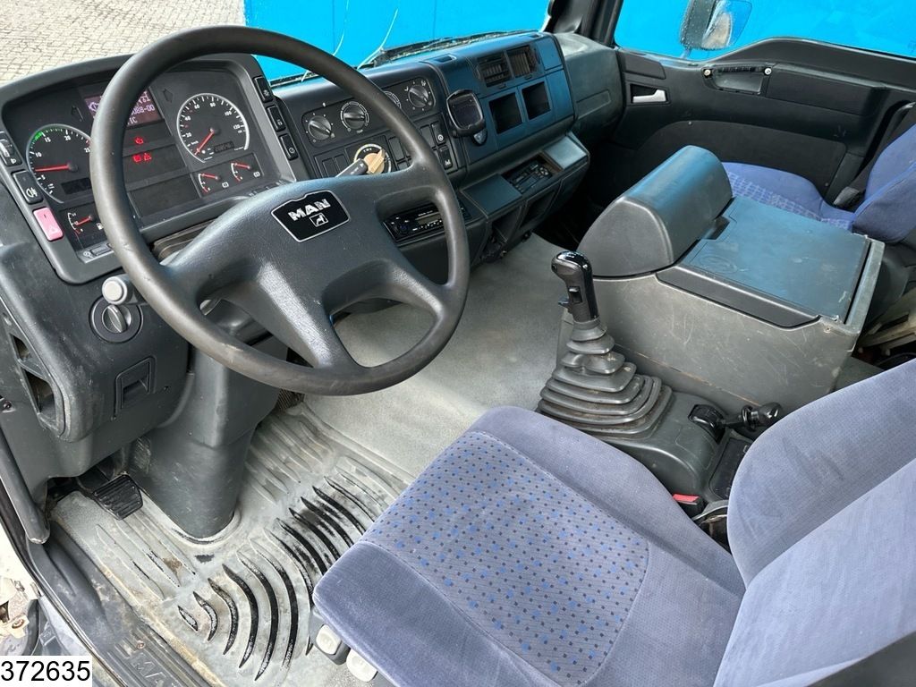 MAN TGA 26 360 6x4, Manual transmission, Leaf spring suspension