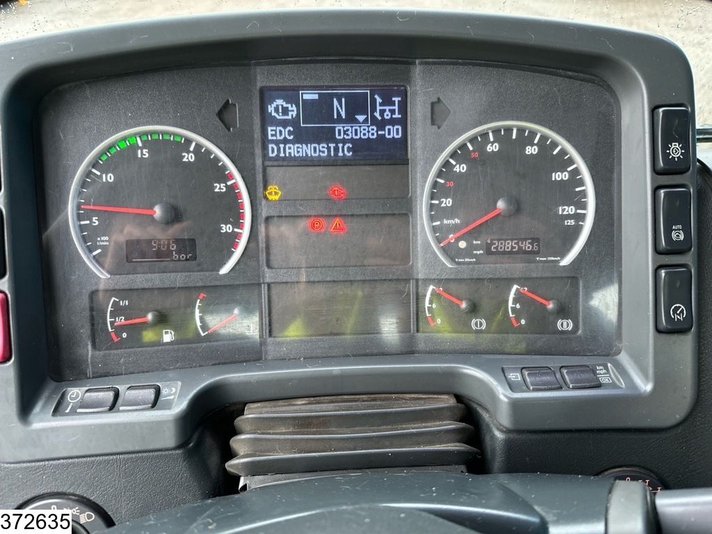 MAN TGA 26 360 6x4, Manual transmission, Leaf spring suspension