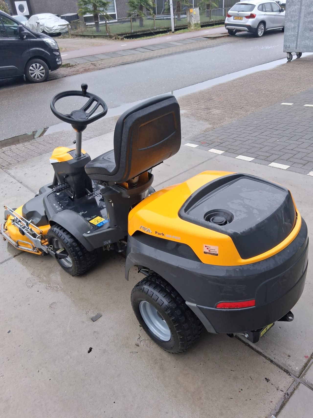 Stiga Park 340PWX Zitmaaier AWD + Stuurbekrachtiging