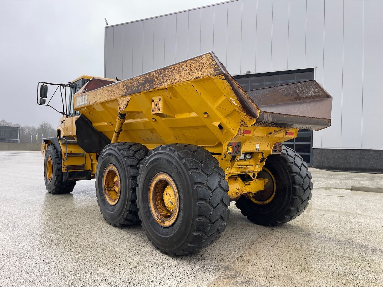 Bell B25D 6x6 Dumper