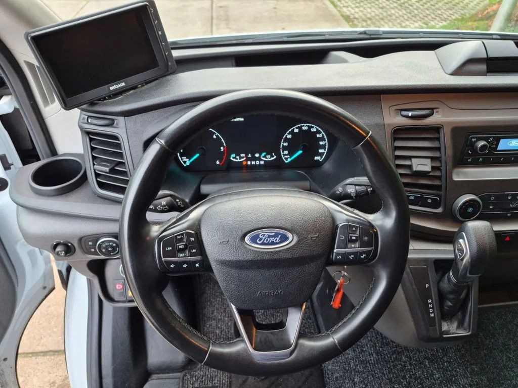 Ford Transit Gesloten clixtar oplegger 6,1 m.