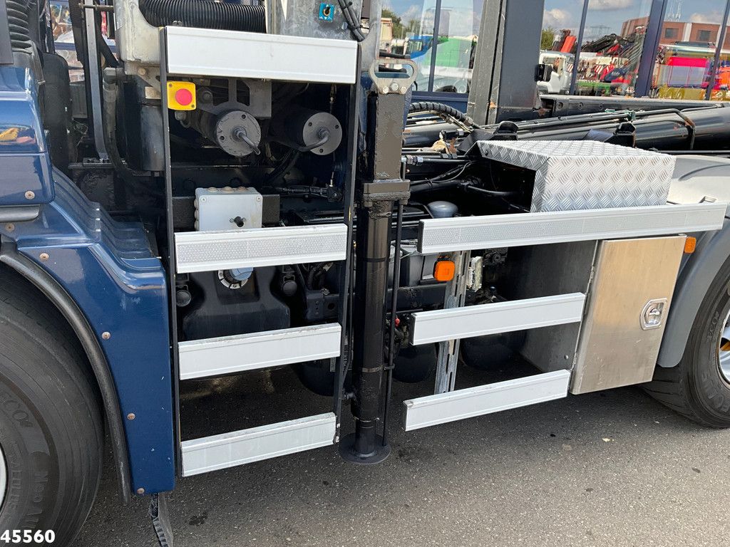 Man TGS 35.440 8x4 HMF 16 Tonmeter Z-kraan