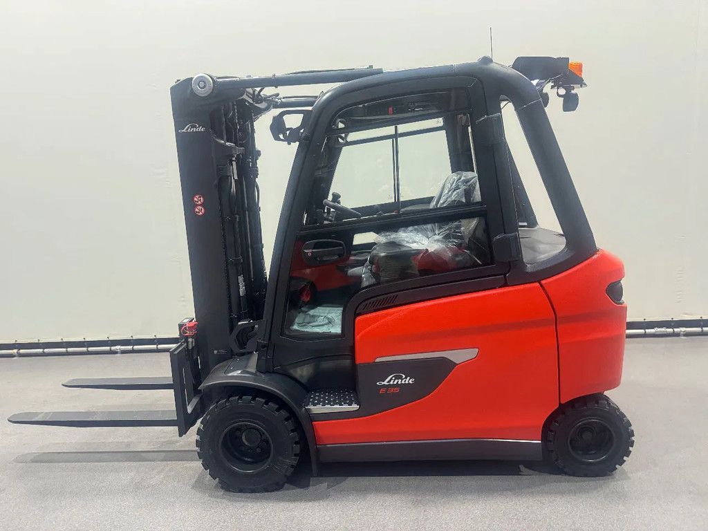 Linde 1252 E 35 HL-01 inclusief AIRCO