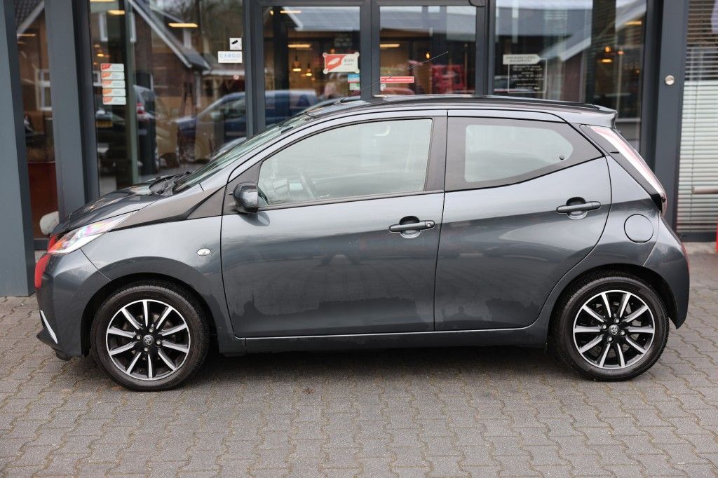 Toyota Aygo 1.0 VVT-i X-PLAY 5DRS MARGE