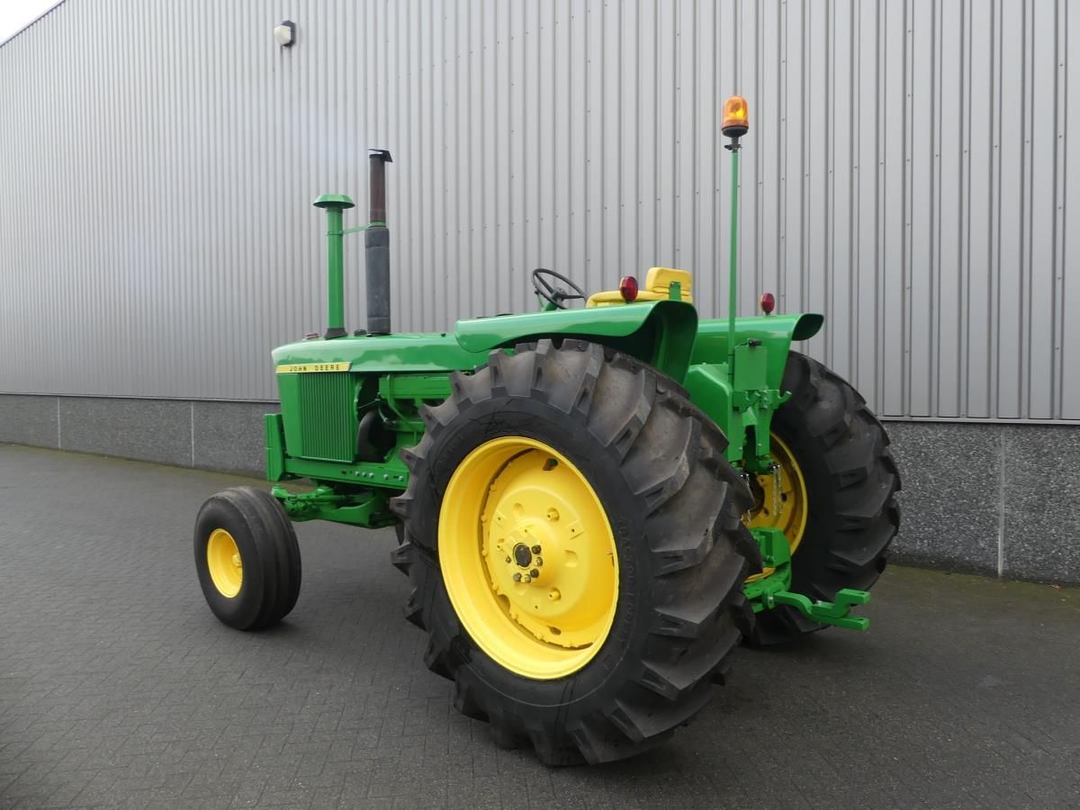 John Deere 4620