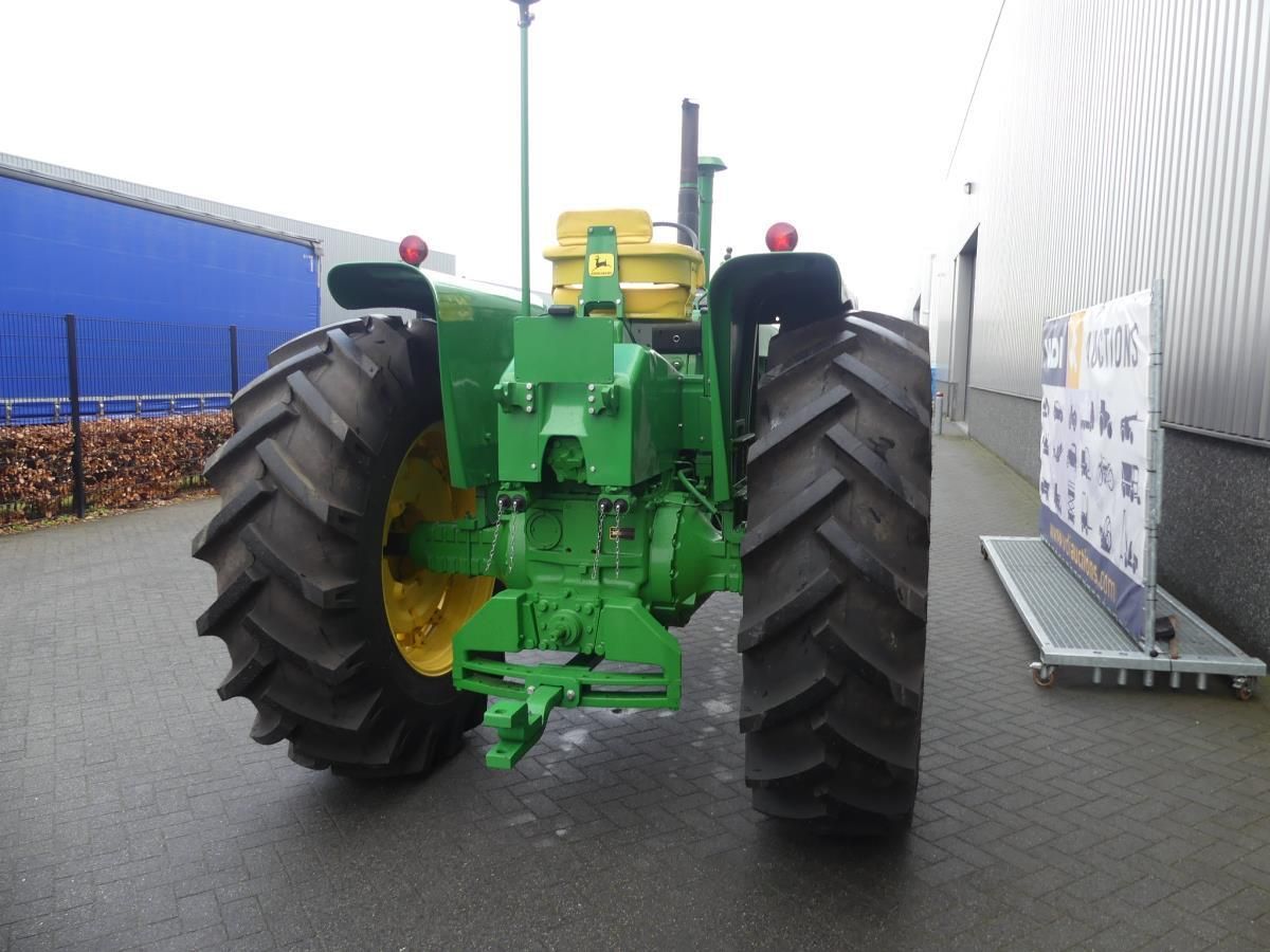 John Deere 4620