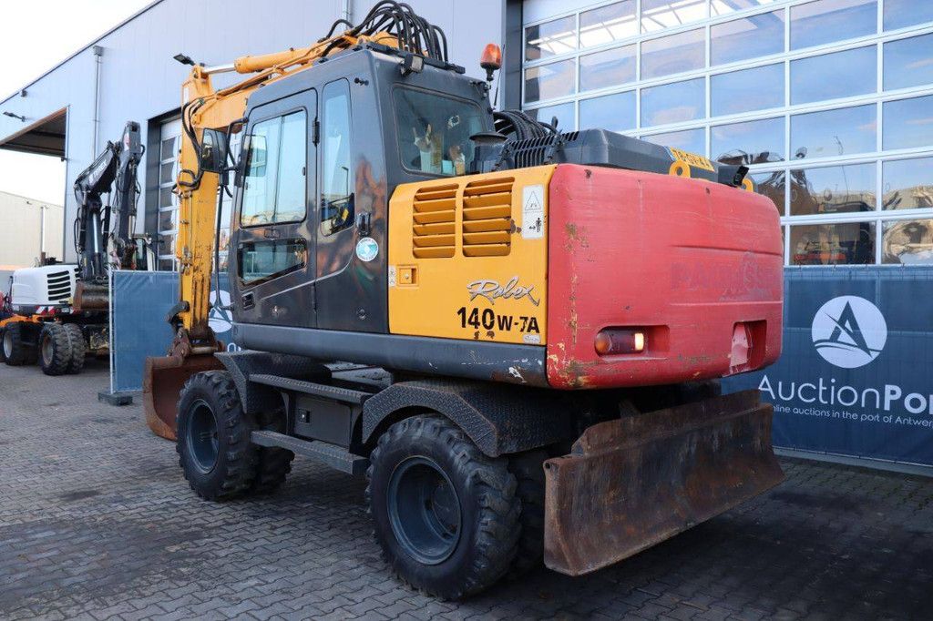 Wielgraafmachine Hyundai ROBEX 140W-7A Diesel 78kW 2010