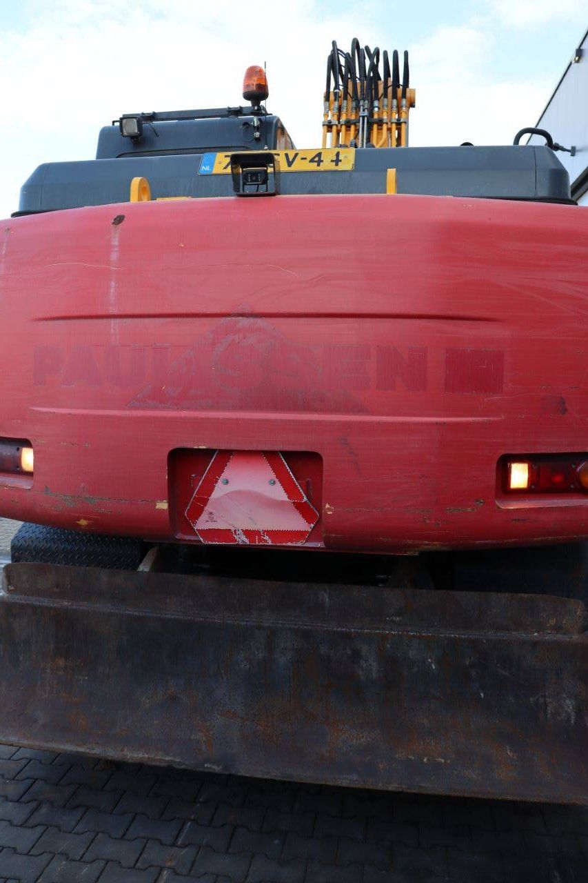 Wielgraafmachine Hyundai ROBEX 140W-7A Diesel 78kW 2010