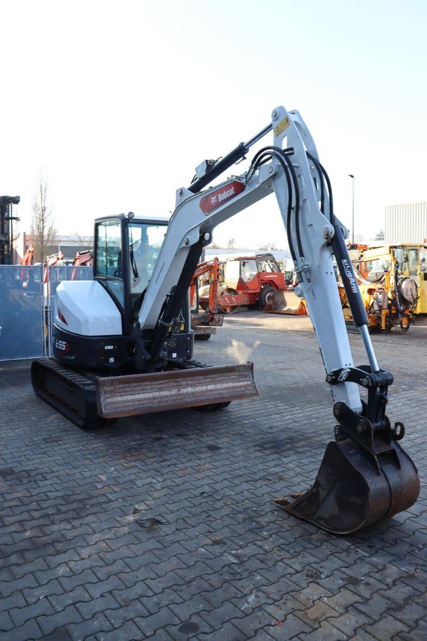Rupsgraafmachine Bobcat E55z Diesel 36.4kW 2022