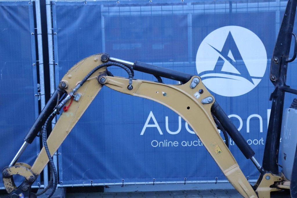 Minigraver Caterpillar 300.9D Diesel 9.6kW 2016